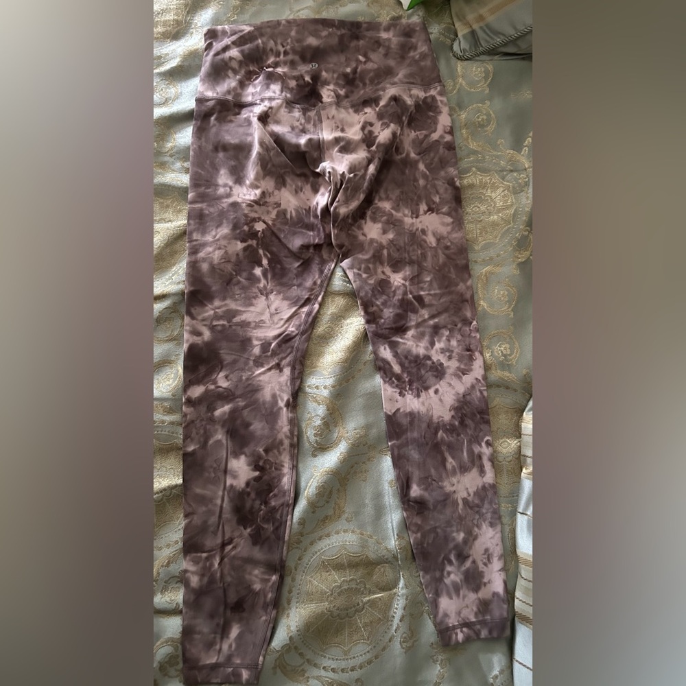 Lululemon Marble Pattern Leggings
